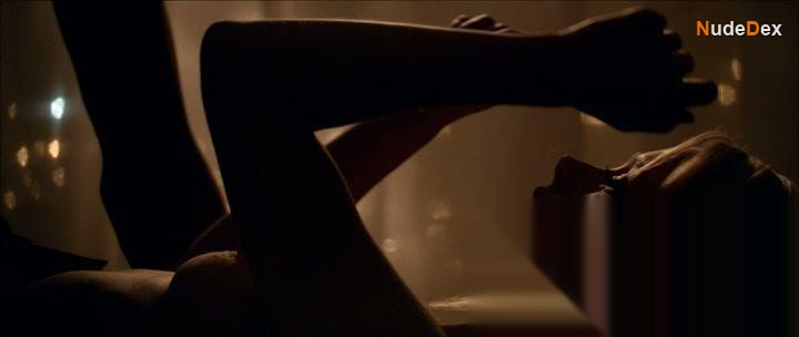 Laura Birn in Void, photo 70