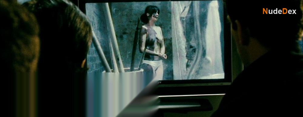 Laura Donnelly in Dread, photo 6