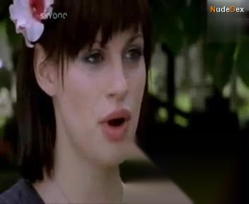 Laura Donnelly in Hex, photo 5