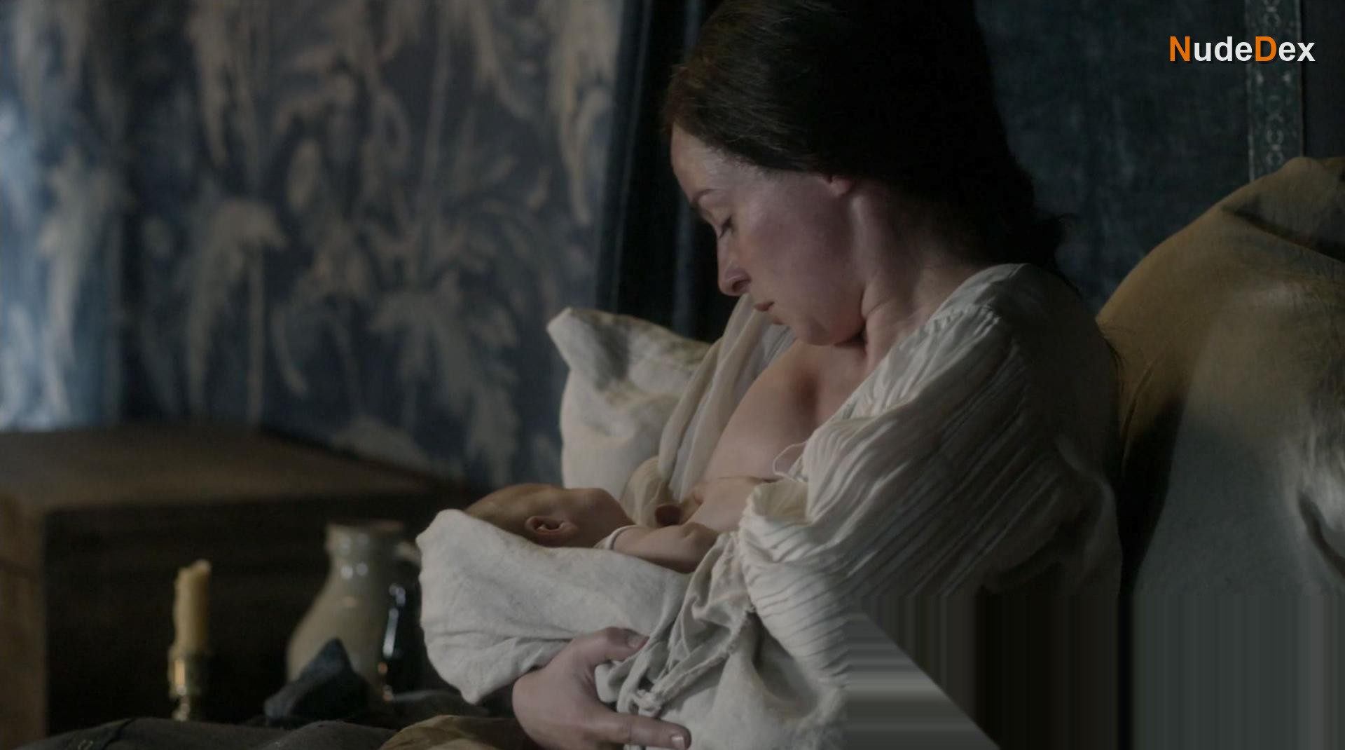 Laura Donnelly in Outlander, photo 14