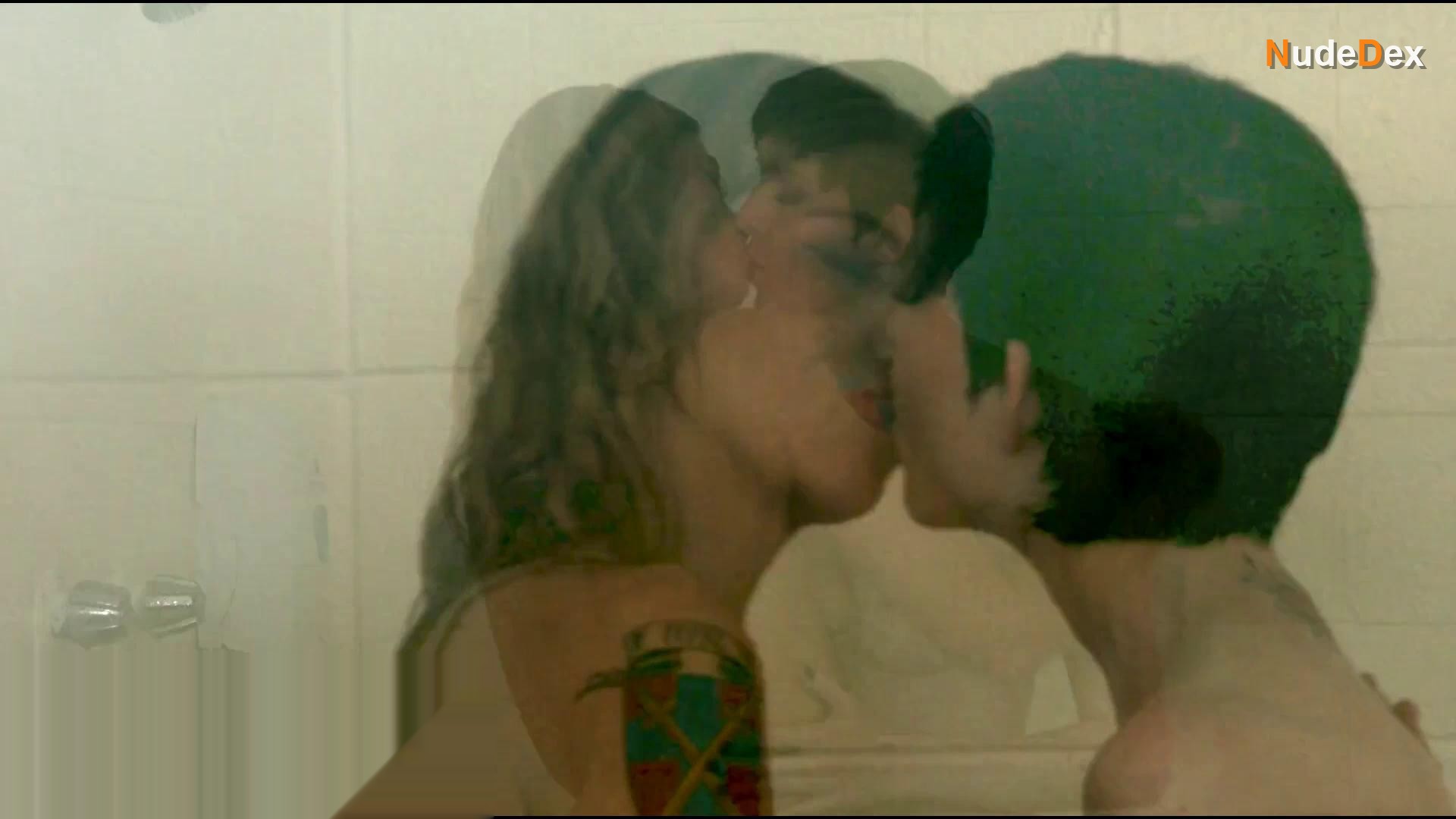 Laura Gillespie in Herschell Gordon Lewis Bloodmania, photo 4
