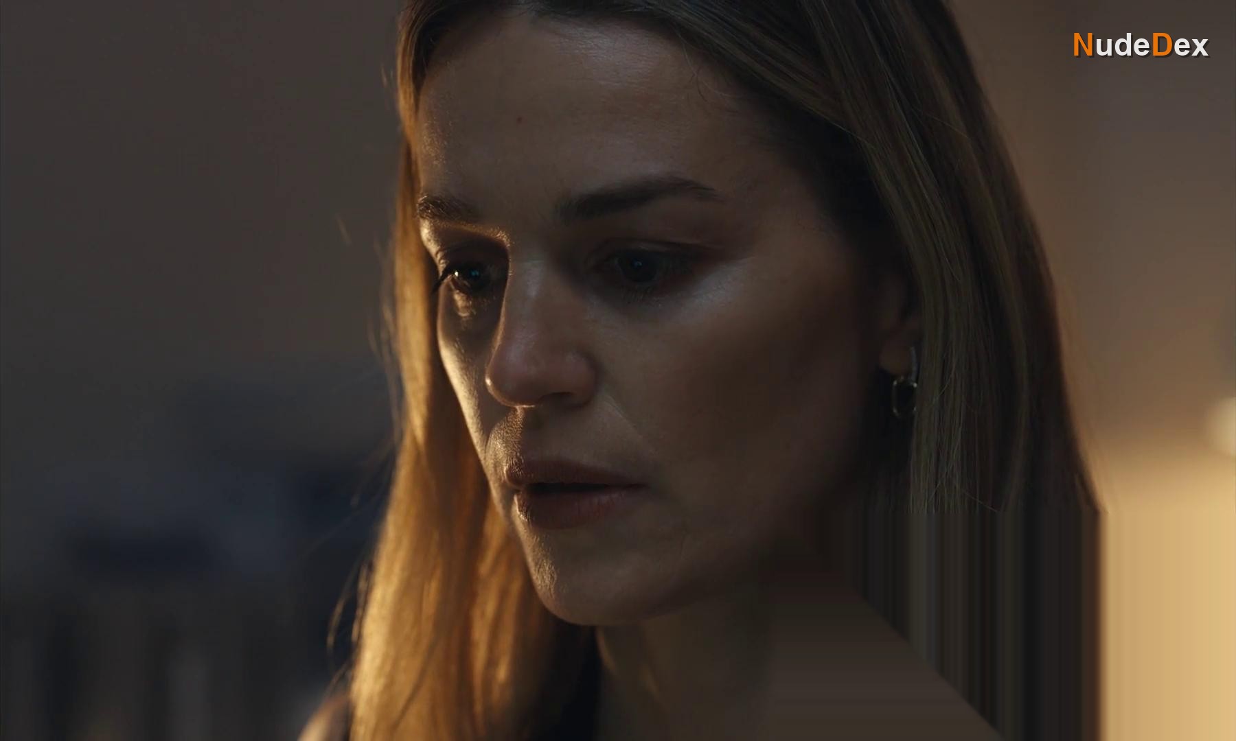 Laura Gordon in Watching You, photo 13