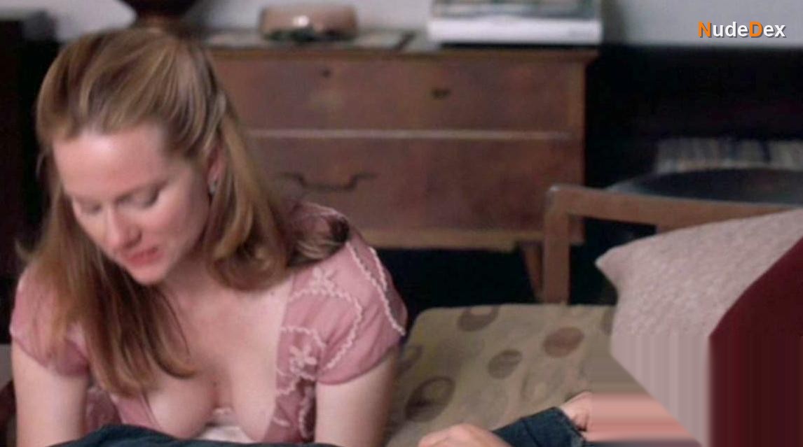 Laura Linney in P S, photo 7