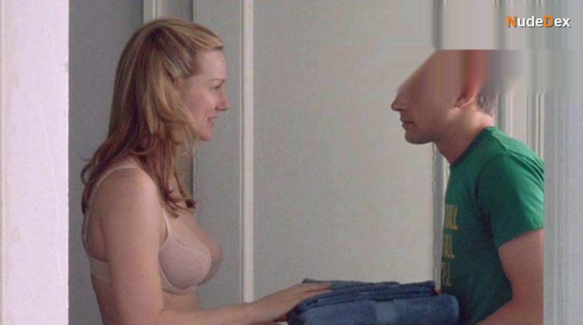 Laura Linney in P S, photo 9