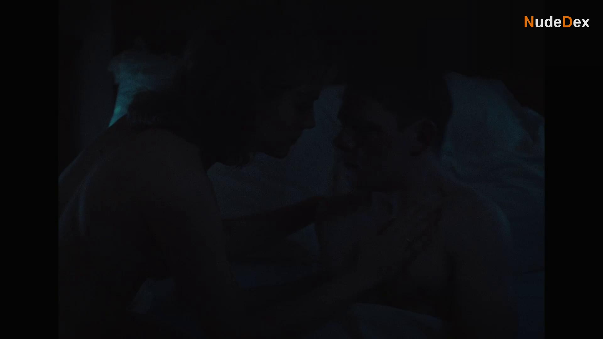 Laura Louisa Garde in Blind At Heart, photo 2