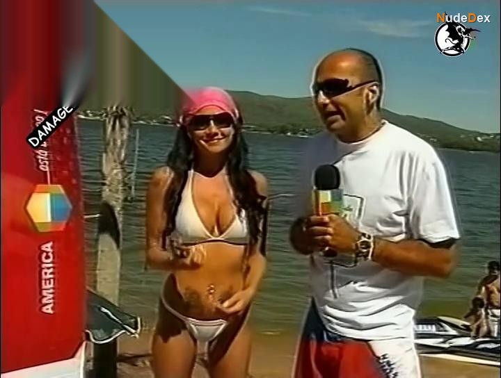 Laura Vina in Intrusos En El Espectaculo, photo 1