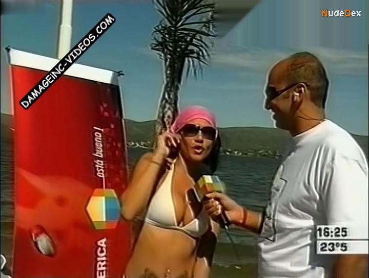 Laura Vina in Intrusos En El Espectaculo, photo 4