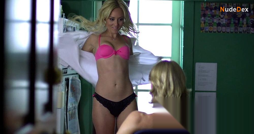 Lauren C. Mayhew in Frat Party, photo 3