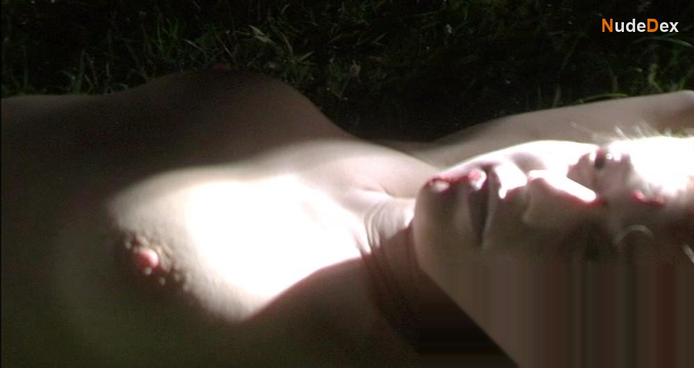 Lauren Devlin in Header, photo 4