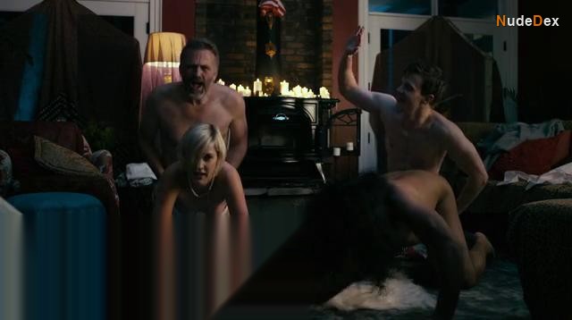 Lauren Lee Smith in How To Plan An Orgy In A Small Town, photo 5