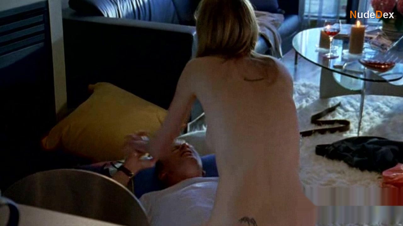 Lauren Lee Smith in Normal, photo 4