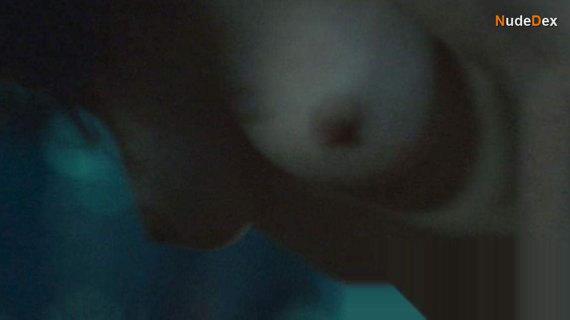 Lauren Lee Smith in Pathology, photo 15