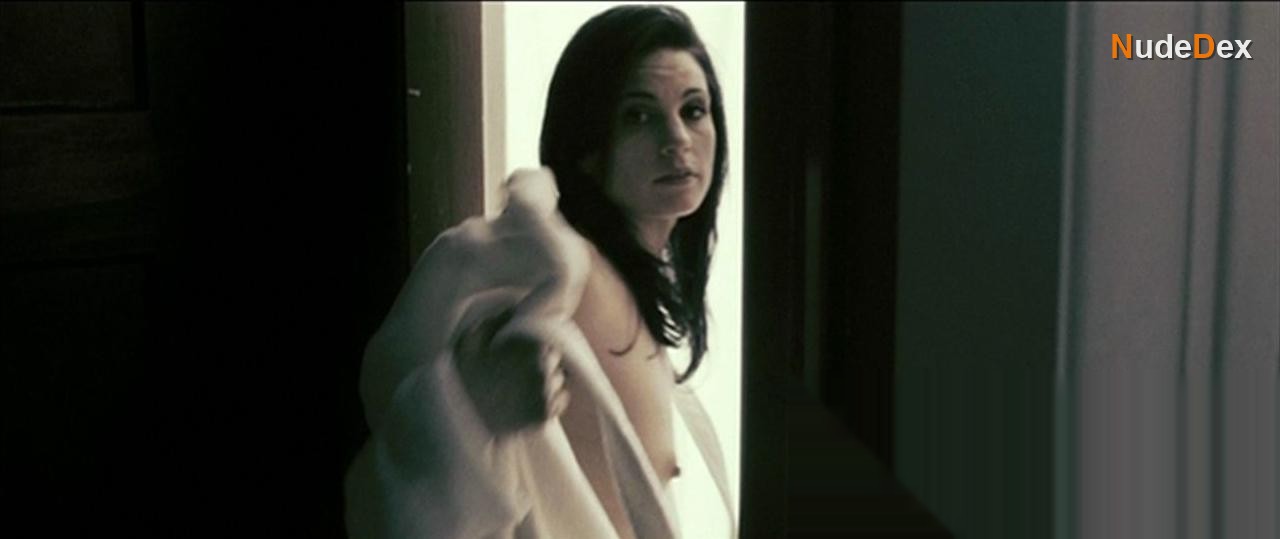 Leah Cairns in 88 Minutes, photo 1