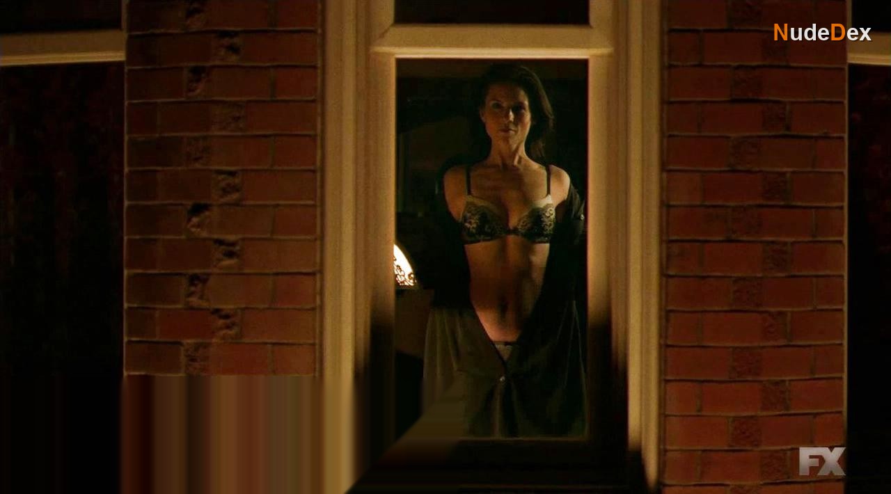 Leah Cairns in Fargo, photo 2