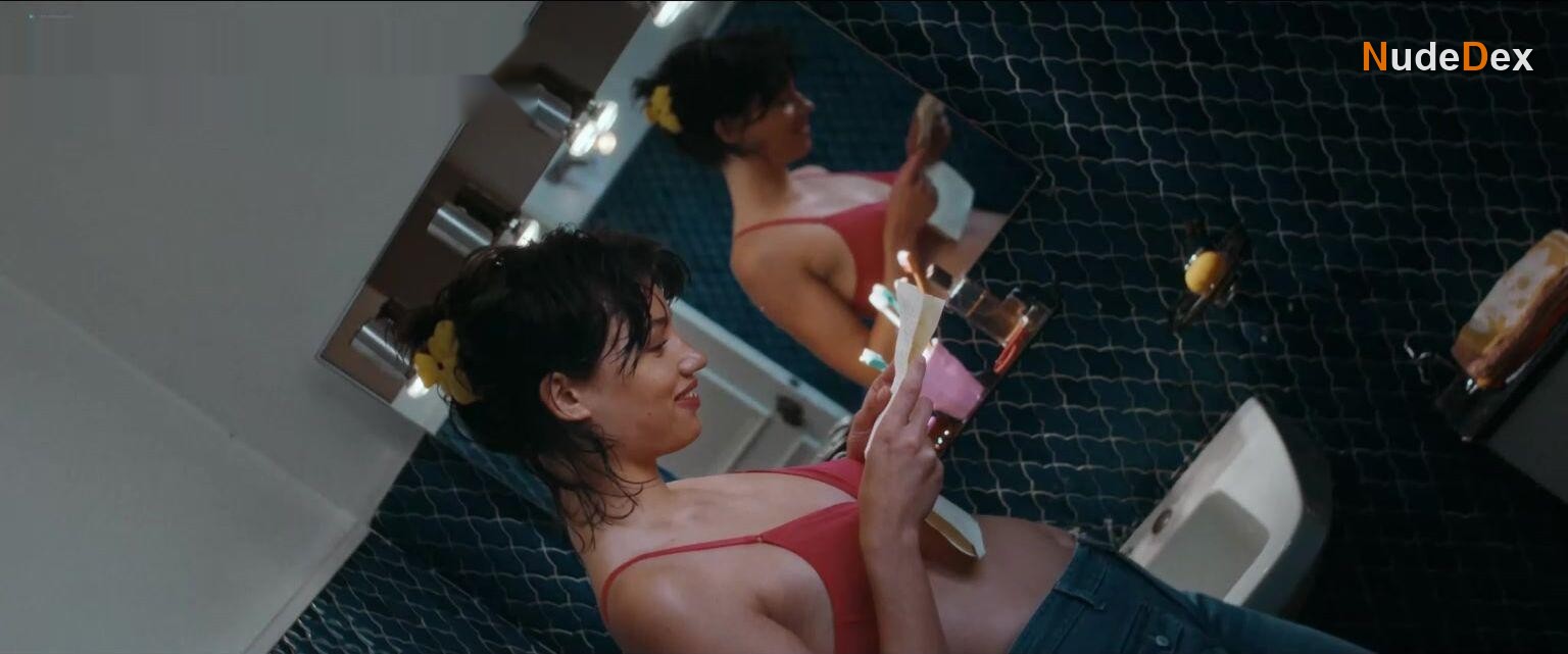Lea Luce Busato in Freedom, photo 6