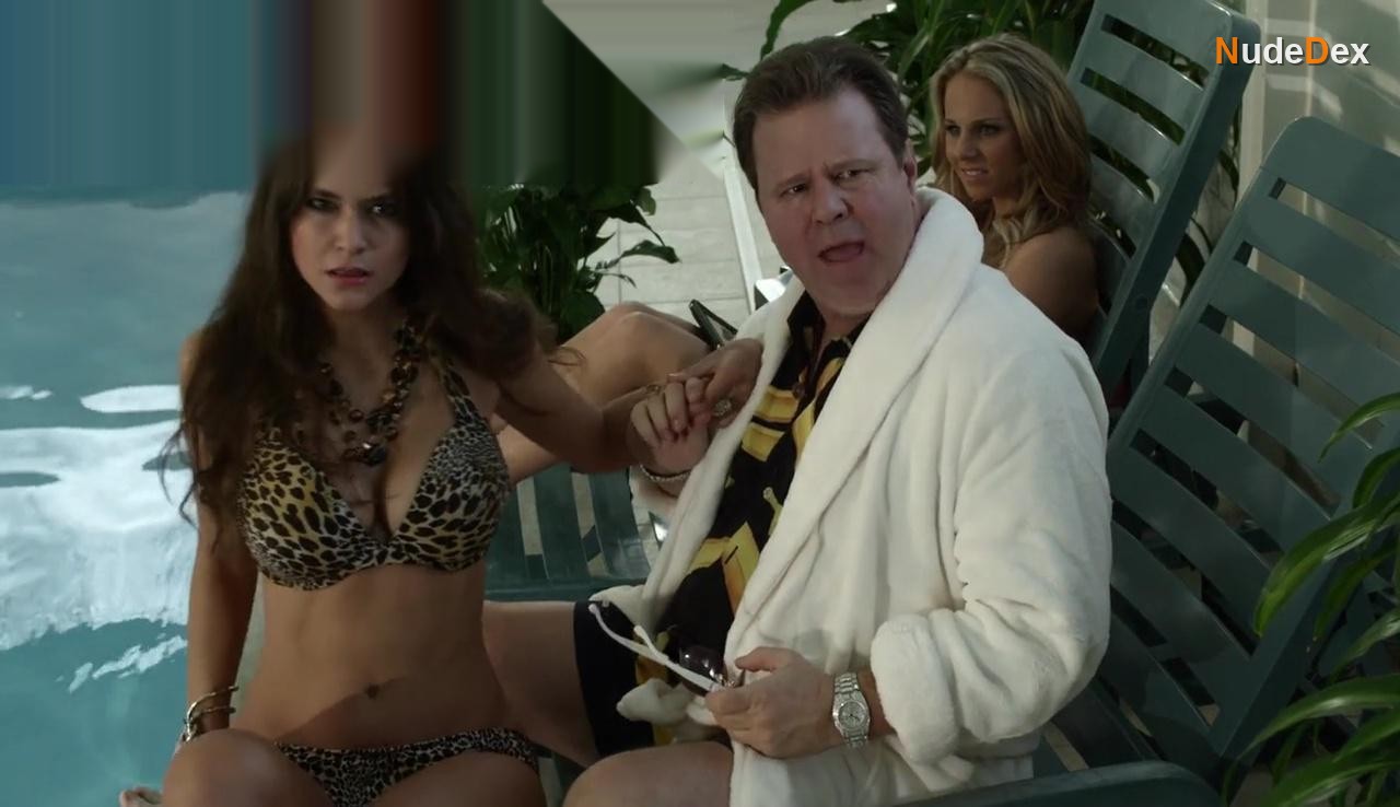 Leann England in Piranha Sharks, photo 5