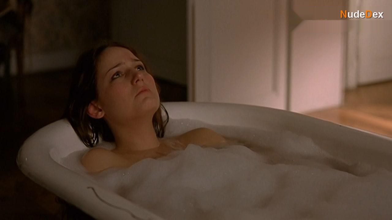 Leelee Sobieski in In A Dark Place, photo 8