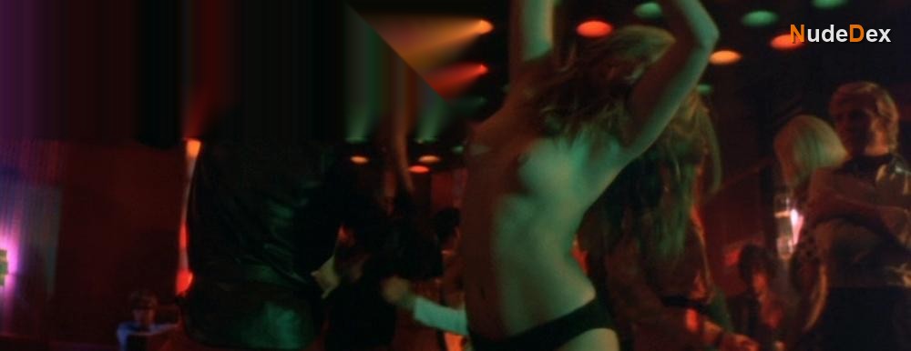 Leigh Taylor-young in The Buttercup Chain, photo 7