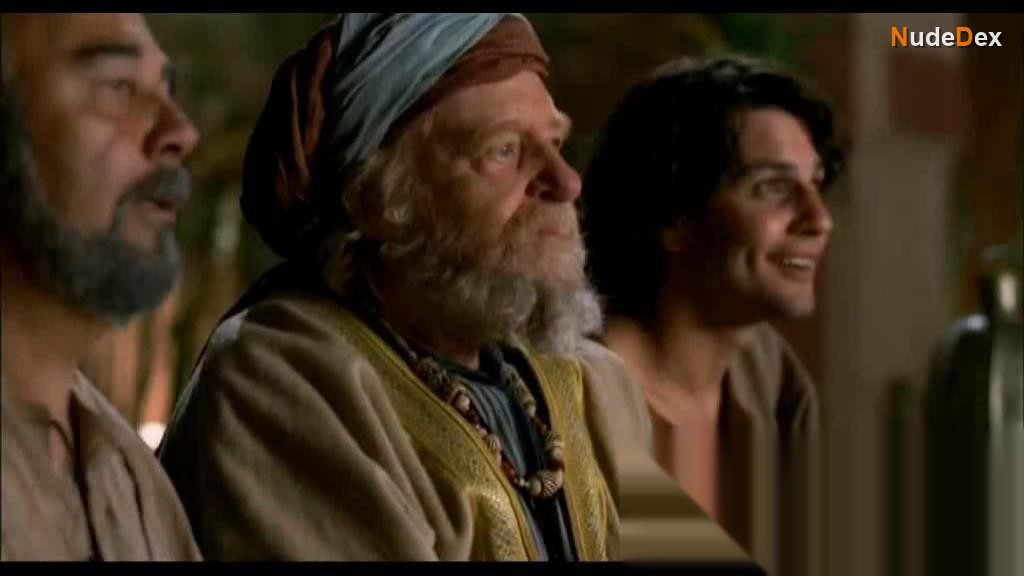 Leila Bekhti in Ali Baba Et Les 40 Voleurs, photo 1