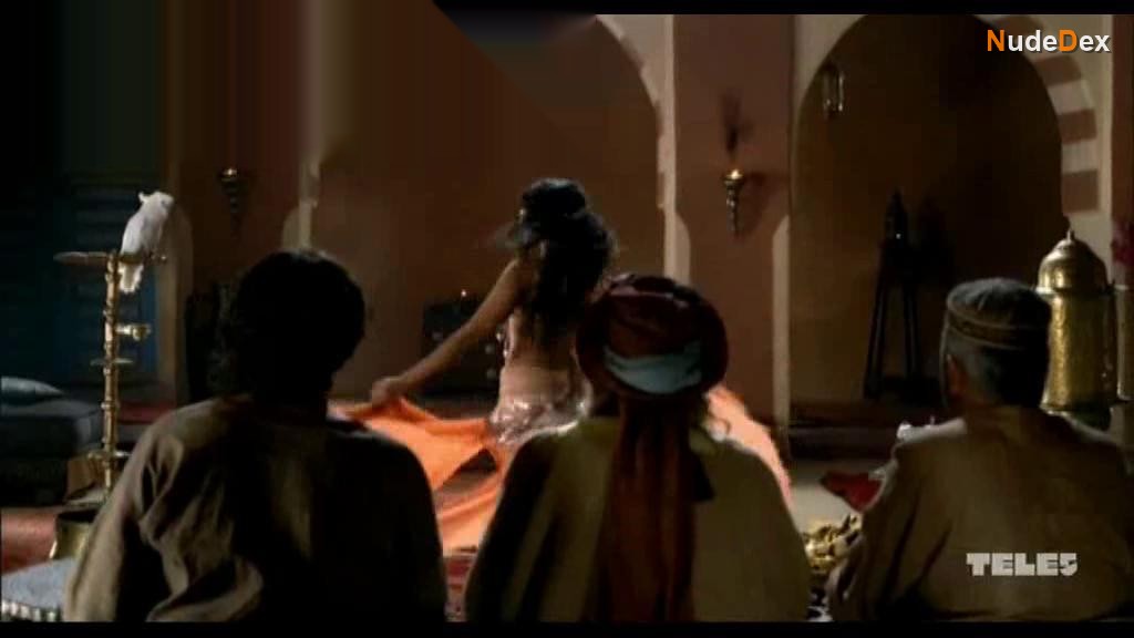 Leila Bekhti in Ali Baba Et Les 40 Voleurs, photo 6
