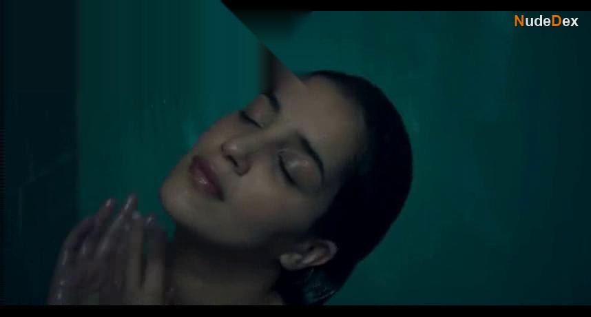 Leila Bekhti in Chanson Douce, photo 3