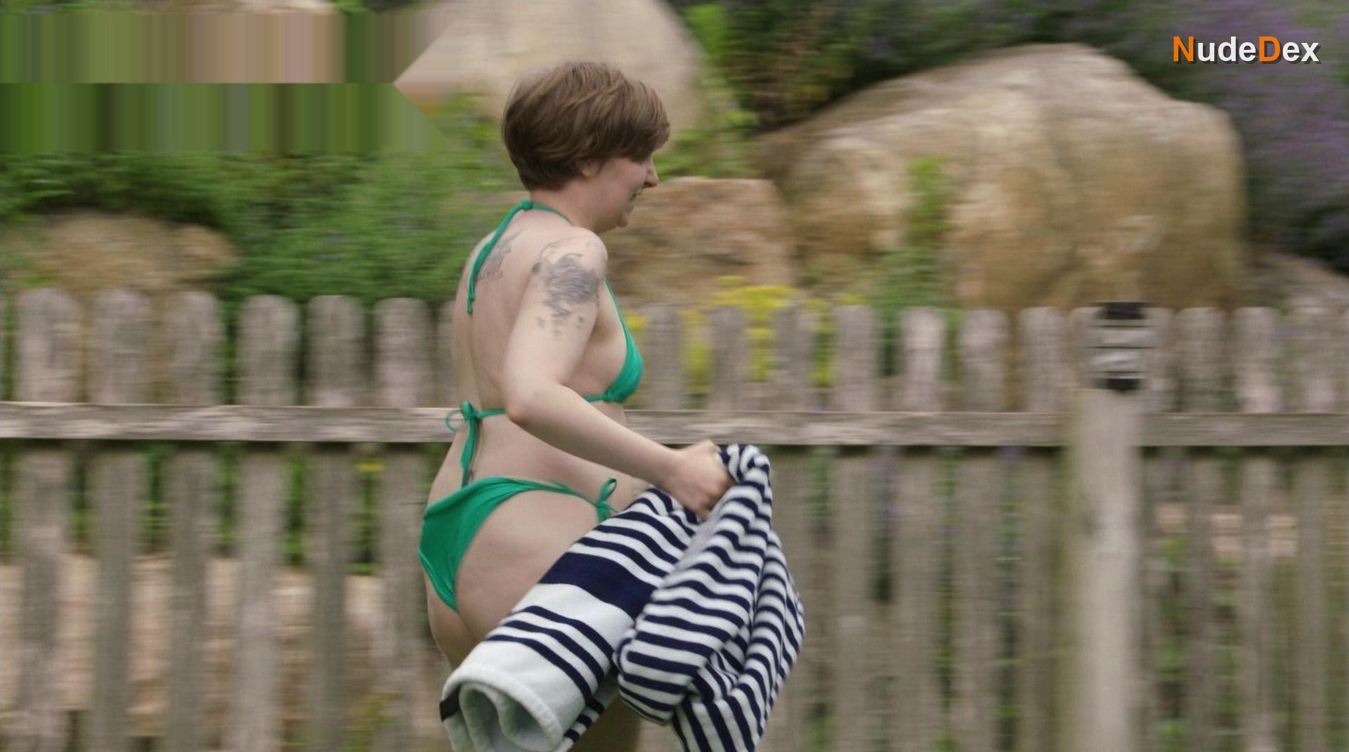 Lena Dunham in Girls, photo 39