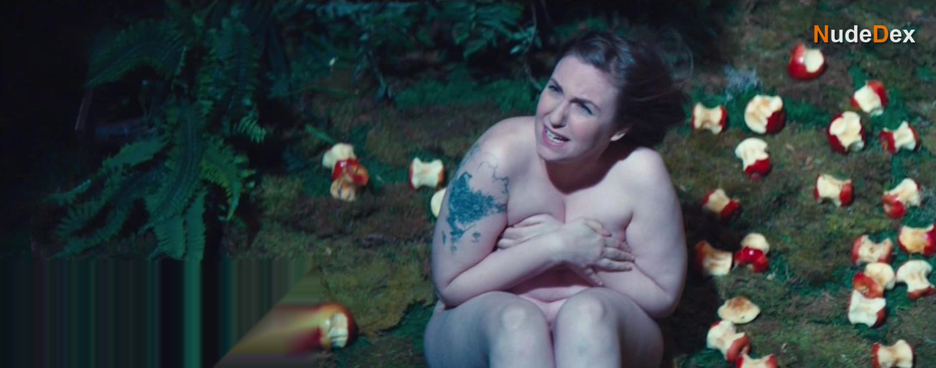 Lena Dunham in Saturday Night Live, photo 3