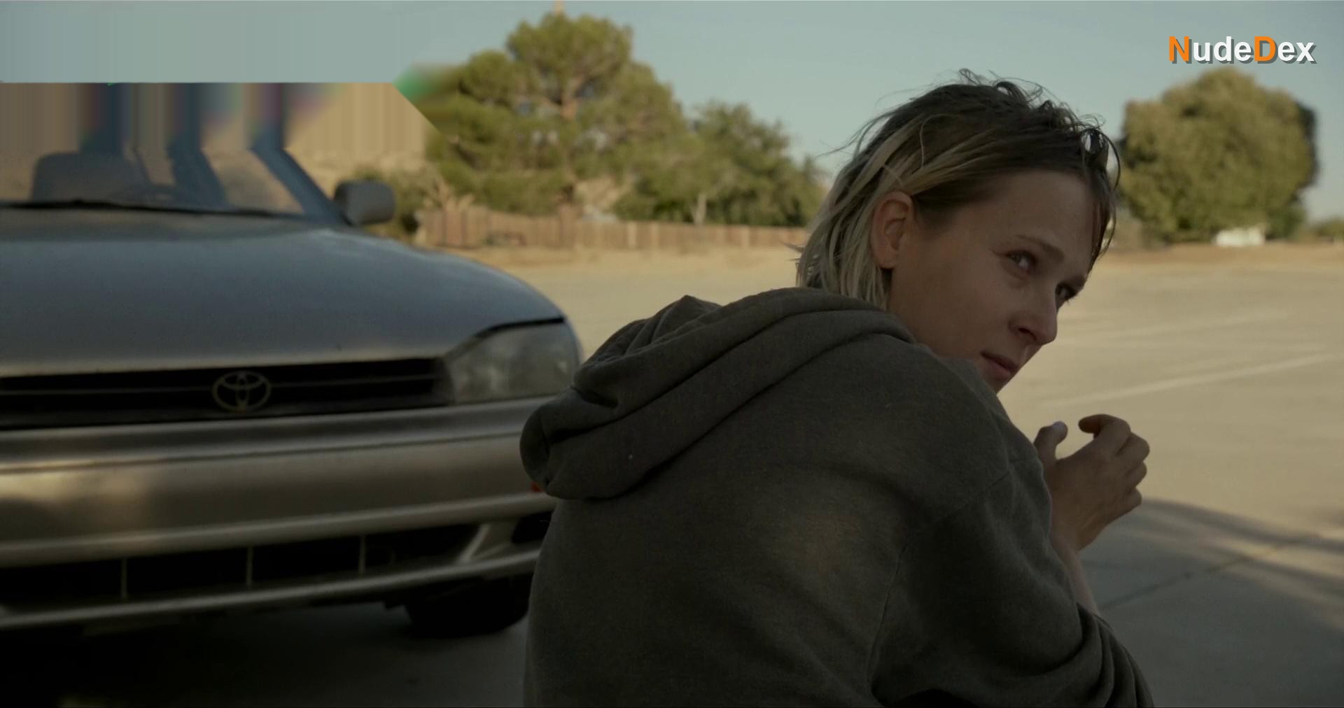 Lena Gora in Roving Woman, photo 13