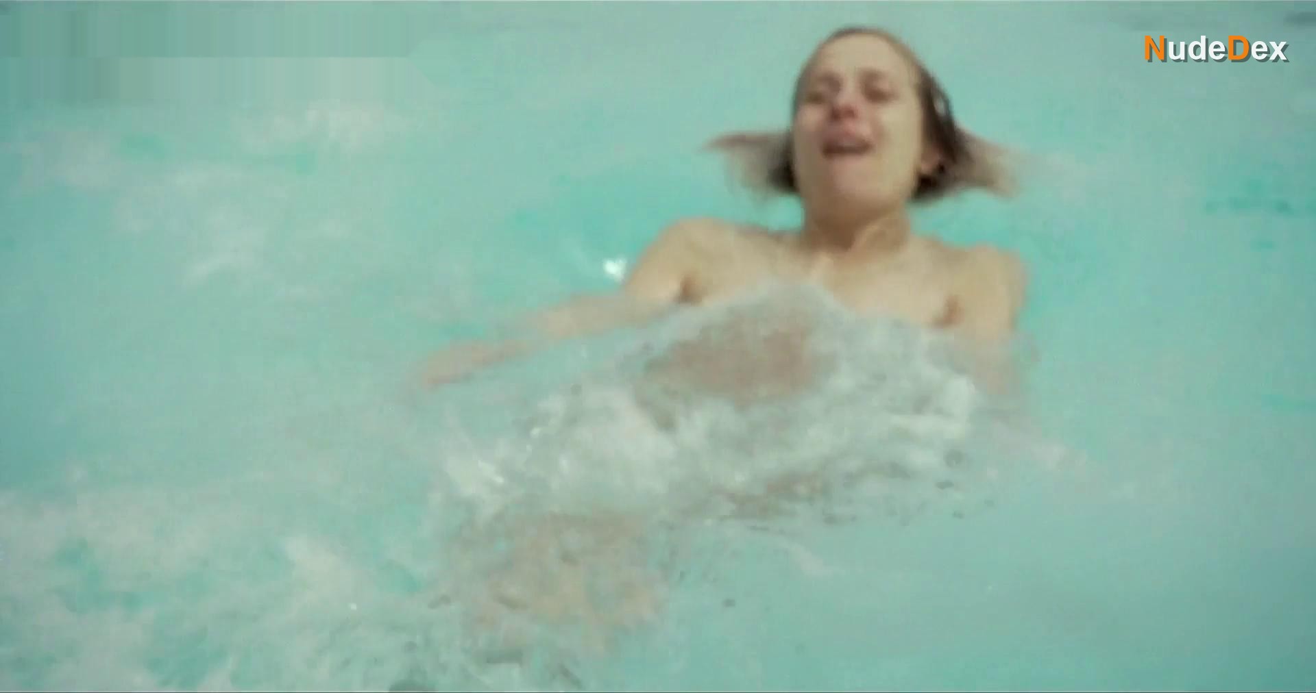 Lena Gora in Roving Woman, photo 17