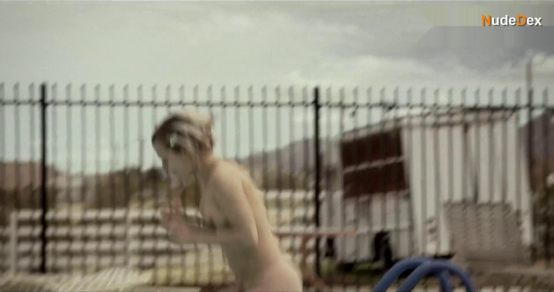Lena Gora in Roving Woman, photo 20