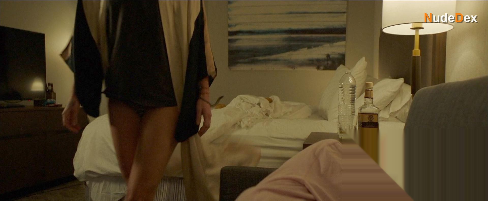 Lena Headey in 9 Bullets, photo 3