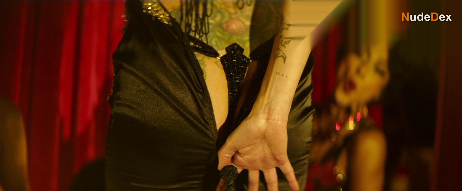 Lena Headey in 9 Bullets, photo 4