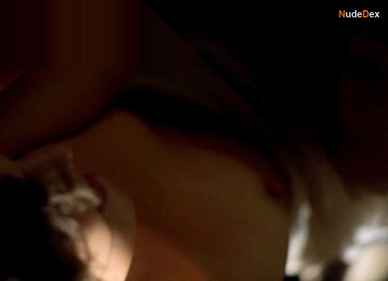 Lena Headey in The Hunger, photo 7