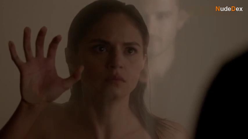 Leslie-ann Huff in The Vampire Diaries, photo 2