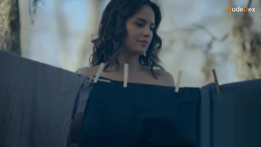 Leslie-ann Huff in The Vampire Diaries, photo 17