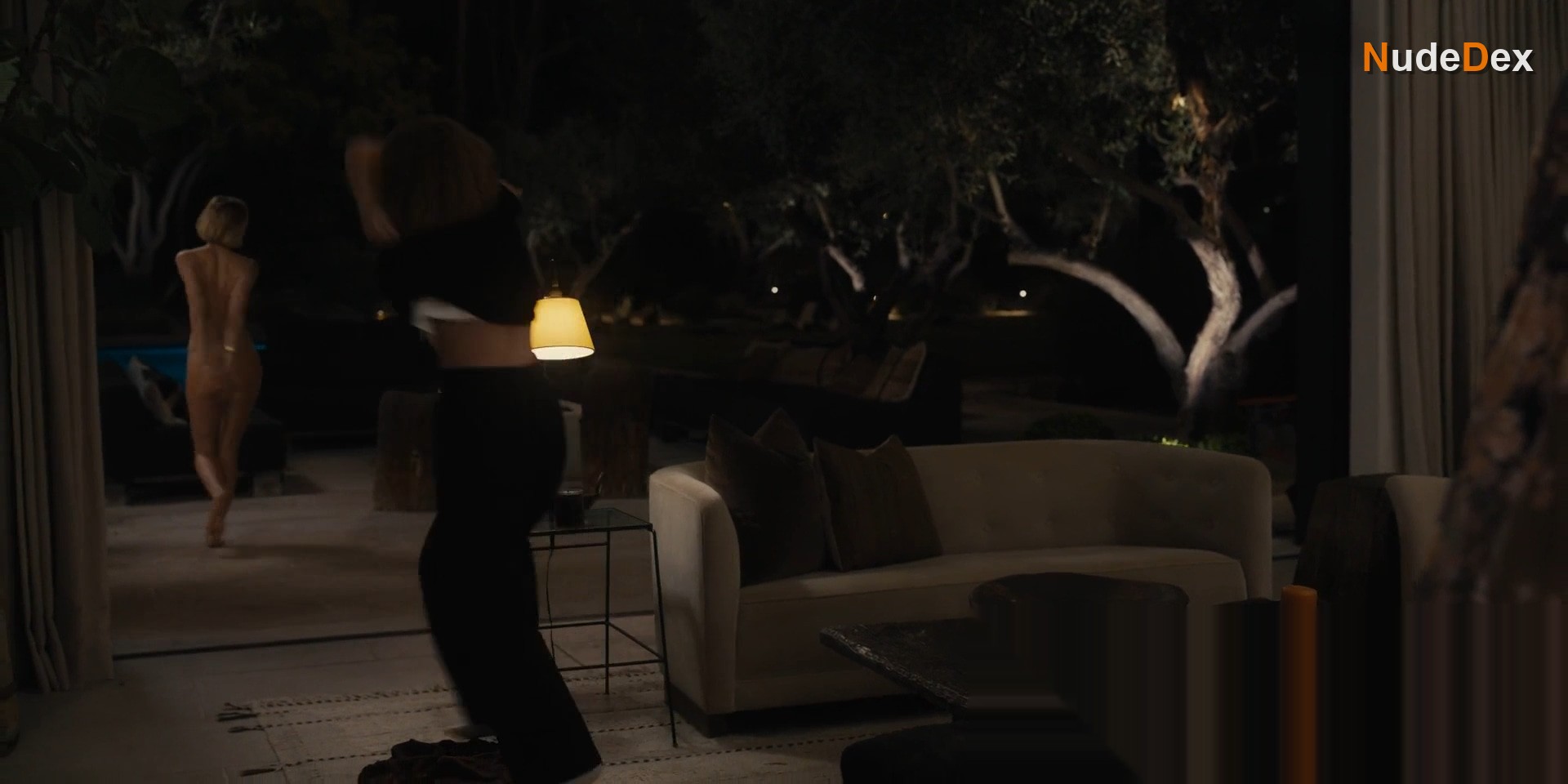 Leslie Bibb in Hacks, photo 1