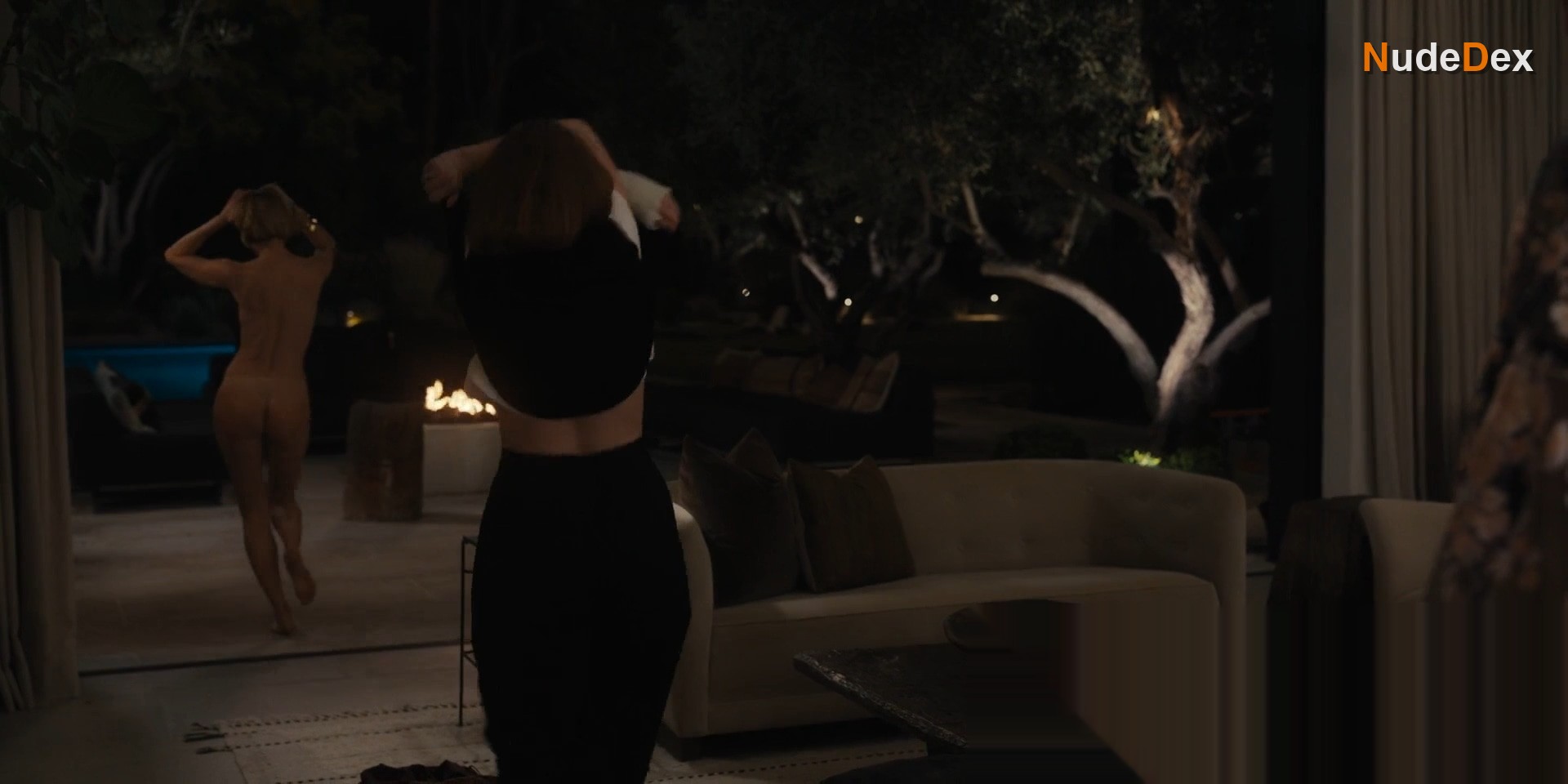 Leslie Bibb in Hacks, photo 5