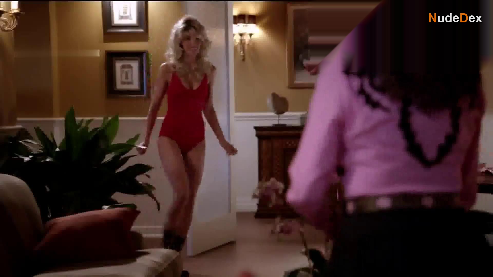 Leslie Bibb in Iron Man, photo 1
