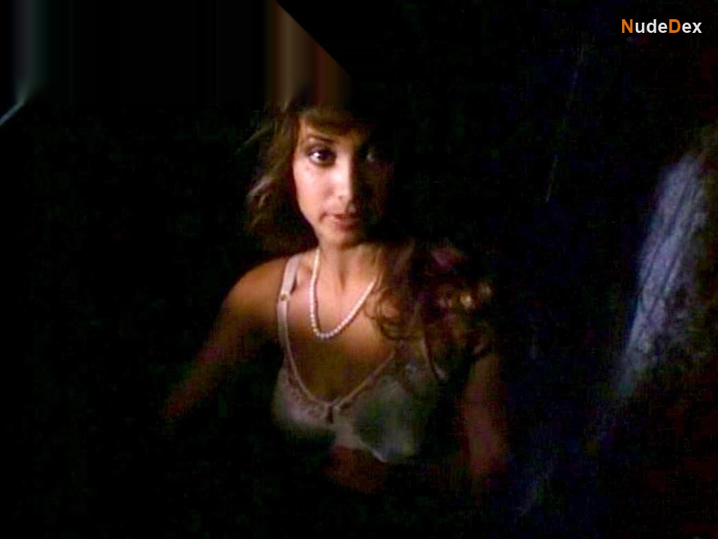 Leslie Danon in Beach Balls, photo 4