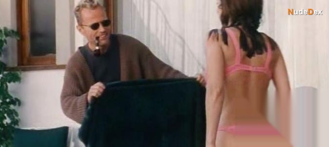 Leslie Danon in Burning Down The House, photo 2