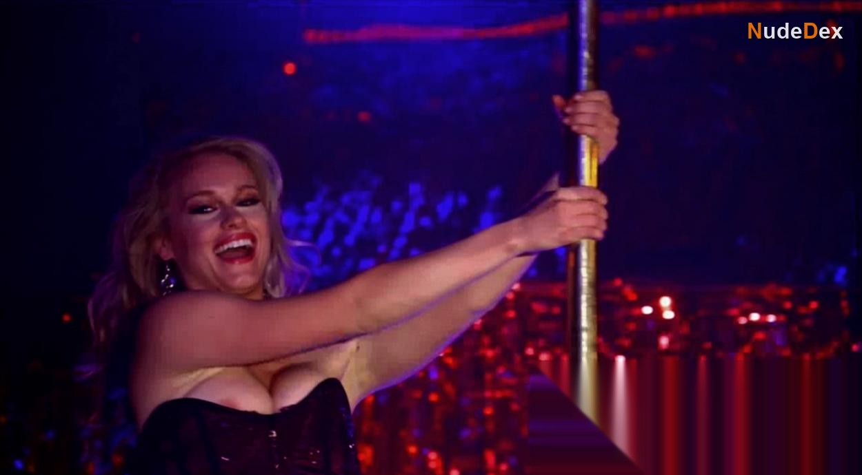 Leven Rambin in Scoundrels, photo 3