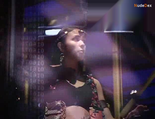 Lexa Doig in No Alibi, photo 10