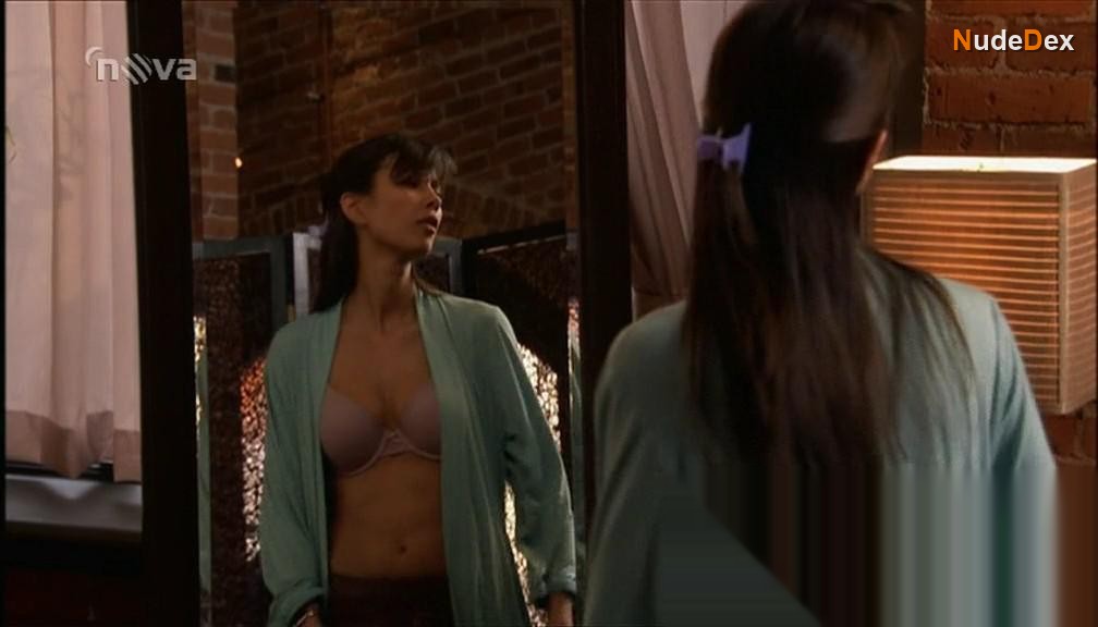 Claire Skinner in Second Sight