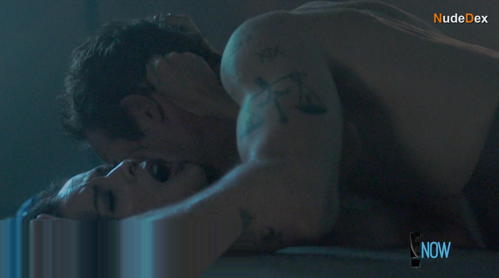 Lexa Doig in The Arrangement, photo 1