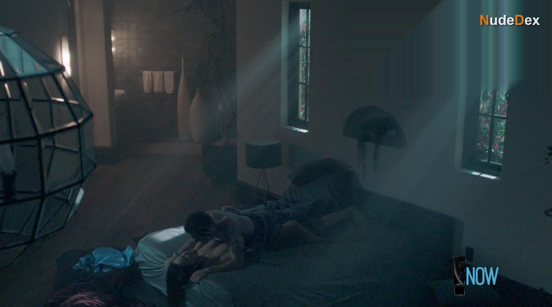 Lexa Doig in The Arrangement, photo 4