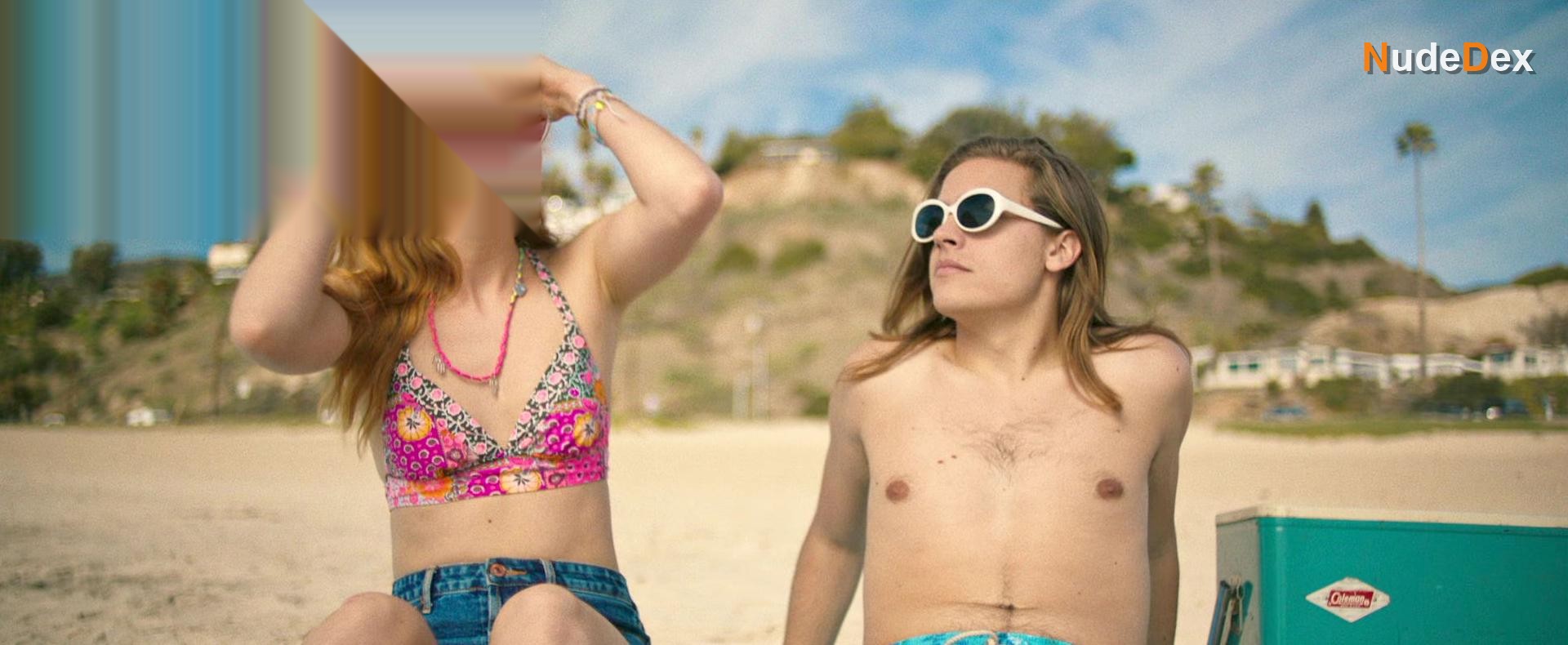 Liana Liberato in Banana Split, photo 6