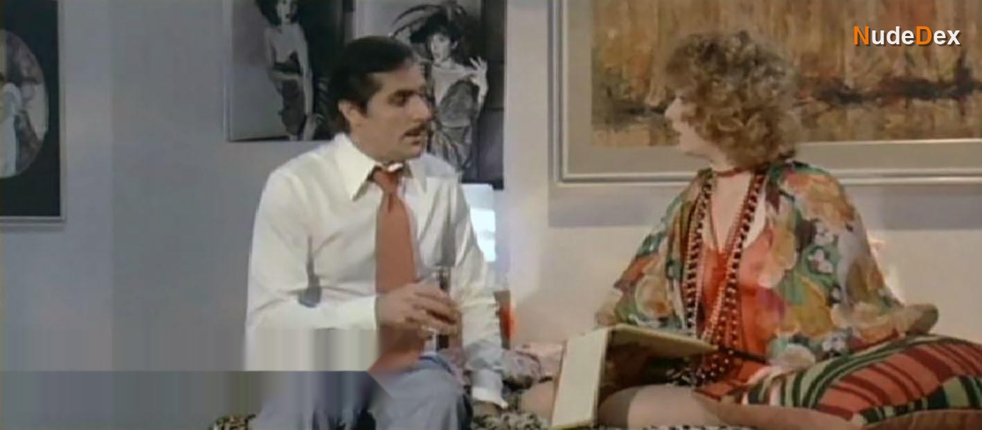 Lia Tanzi in La Signora Gioca Bene A Scopa, photo 1