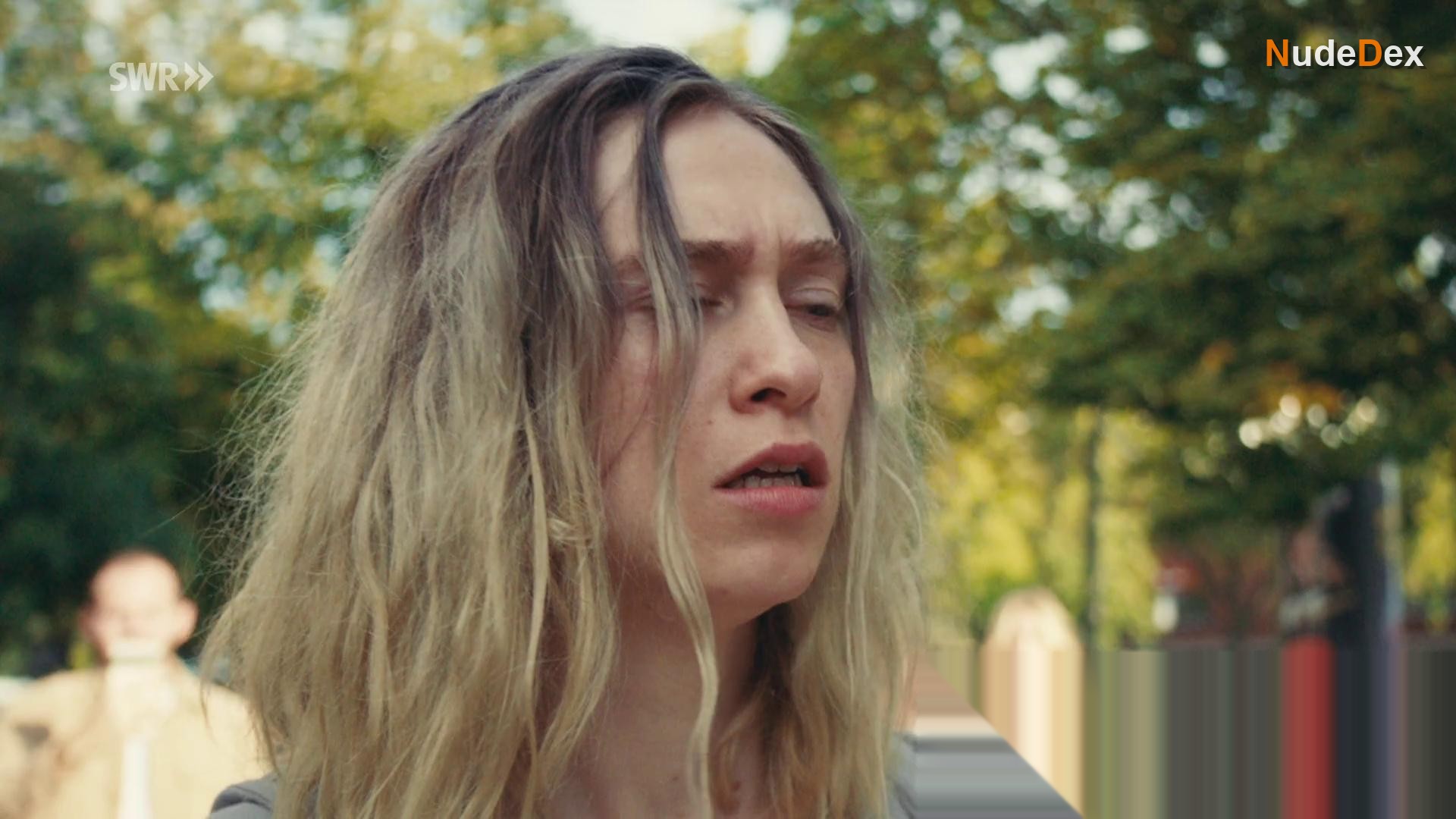 Lia Von Blarer in Bad Influencer, photo 4