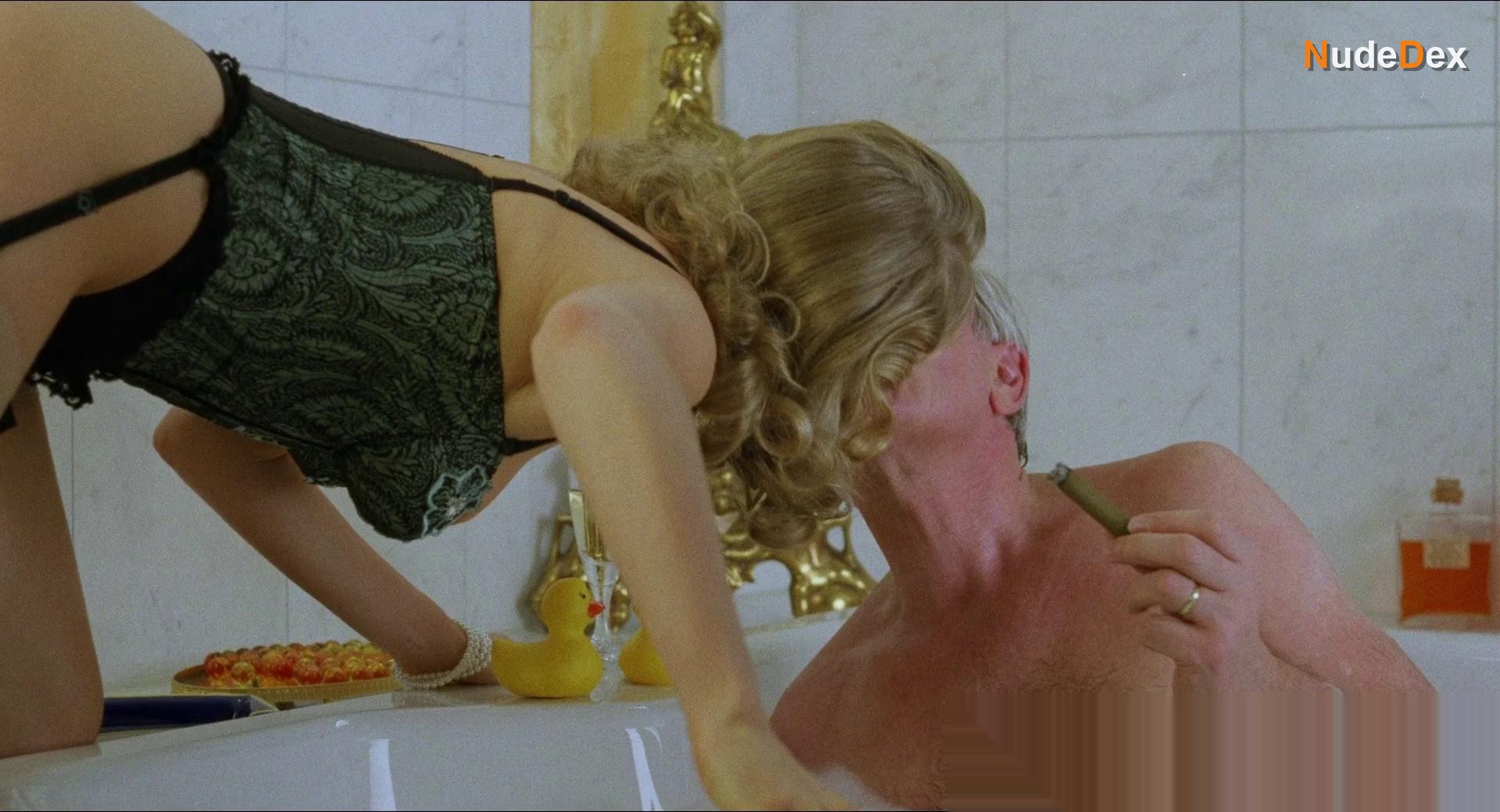 Lillemor Mallau in Killer Condom, photo 2