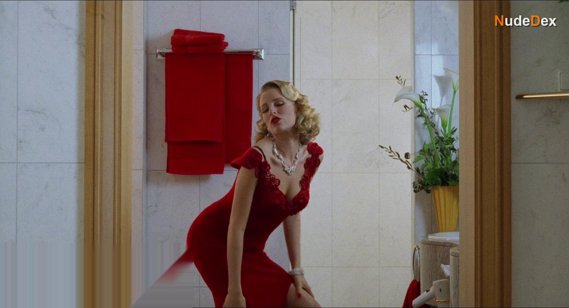 Lillemor Mallau in Killer Condom, photo 4